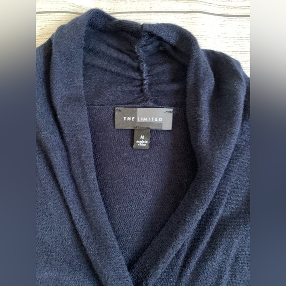 The Limited Navy Blue Long Sleeve Wrap Sweater in Size M - Picture 4 of 8